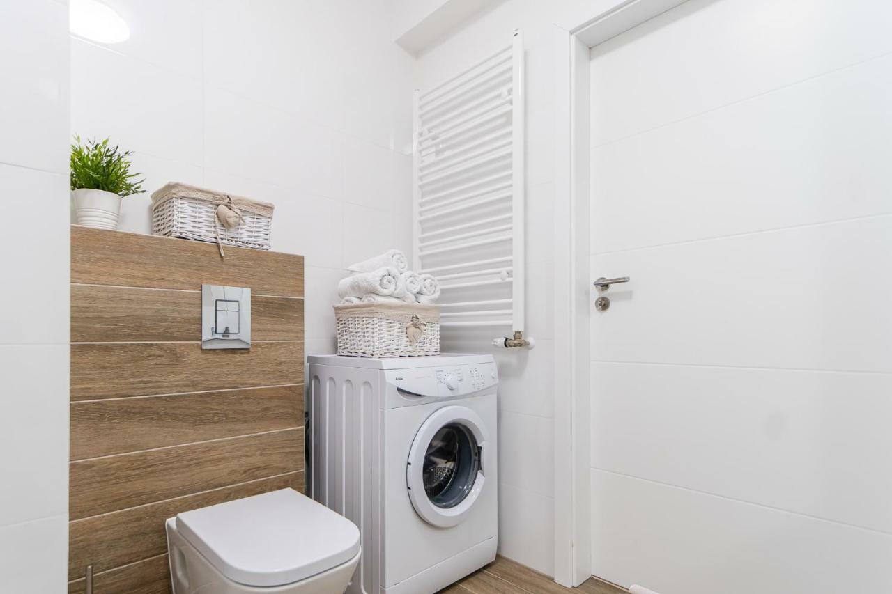 Lazar Apartamenty Kolobrzeg Exterior photo